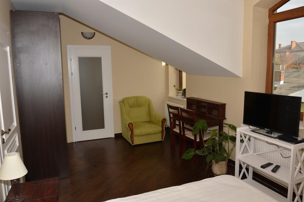 לבוב Hotel Mp חדר תמונה